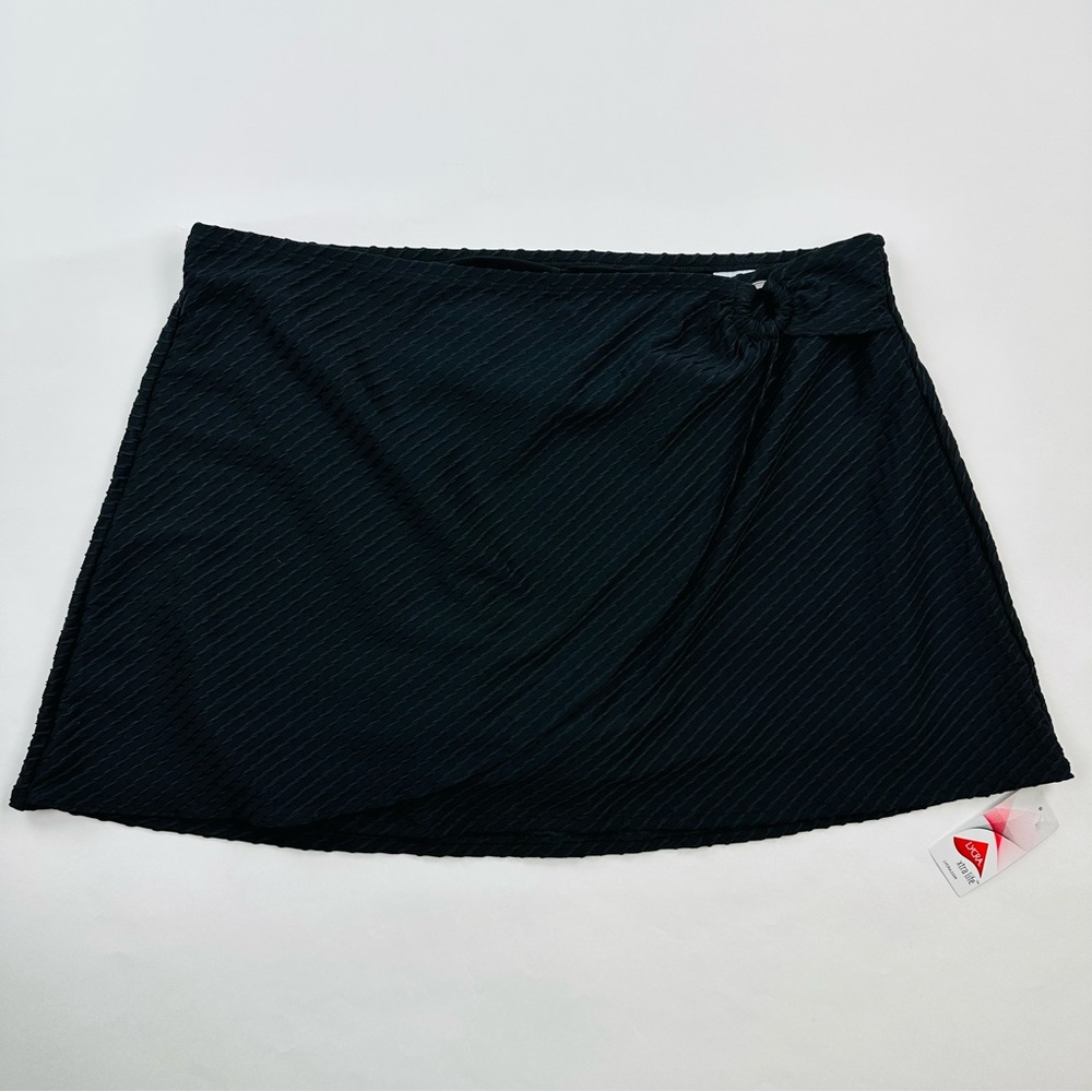 Lands’ End Black Textured Skort Size 2X - Picture 1 of 9